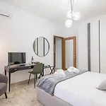 L\'Attimo Guesthouse